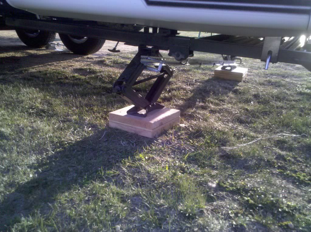 Open Roads Forum FifthWheels Homemade rear stabilizers for